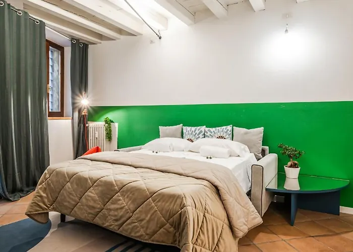 Riverwalk Al Castello Up To 3 People * Verona