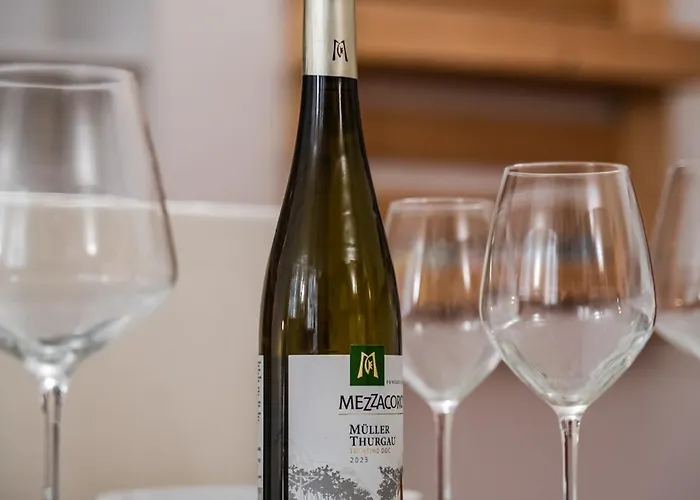 Riverwalk Al Castello Up To 3 People アパート *