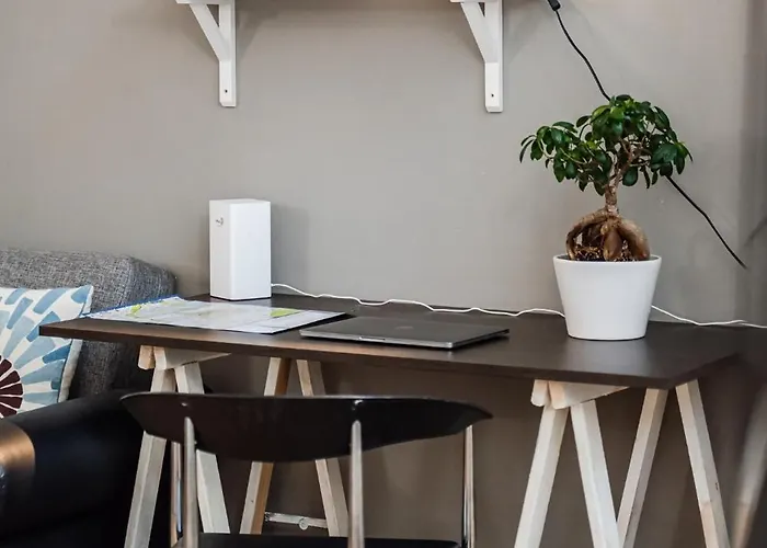 Riverwalk Al Castello Up To 3 People アパート ヴェローナ