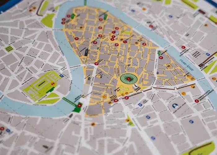 アパート Riverwalk Al Castello Up To 3 People