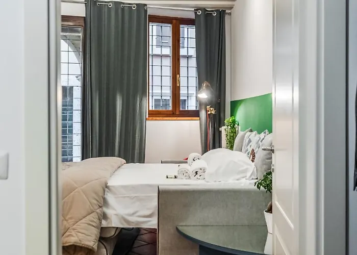 Riverwalk Al Castello Up To 3 People ヴェローナ