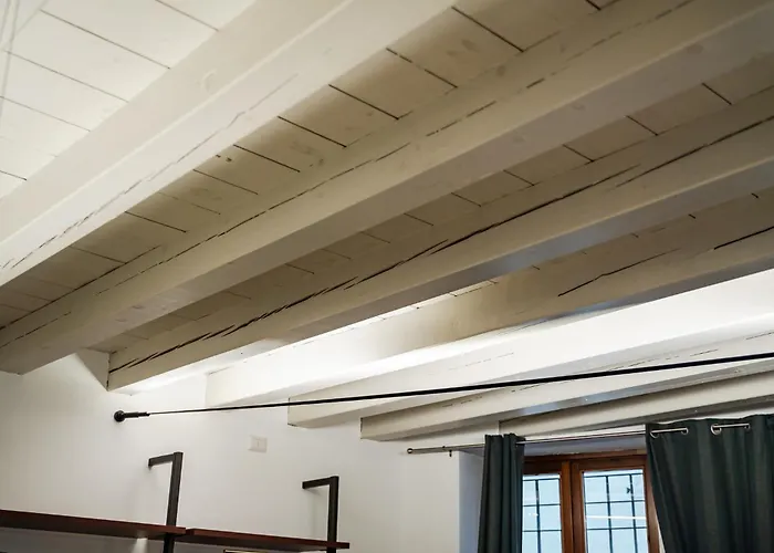 アパート Riverwalk Al Castello Up To 3 People ヴェローナ