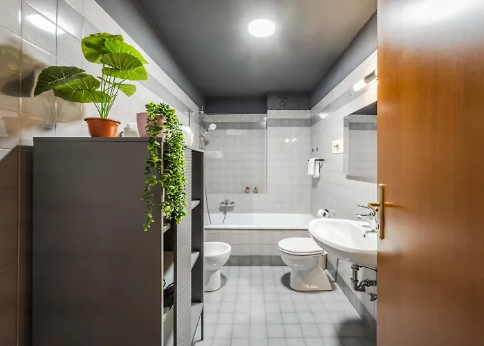 Riverwalk Al Castello Up To 3 People アパート