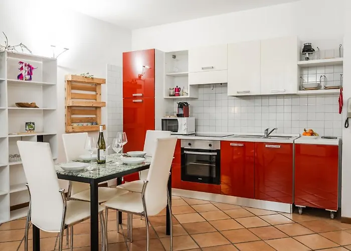 Riverwalk Al Castello Up To 3 People アパート