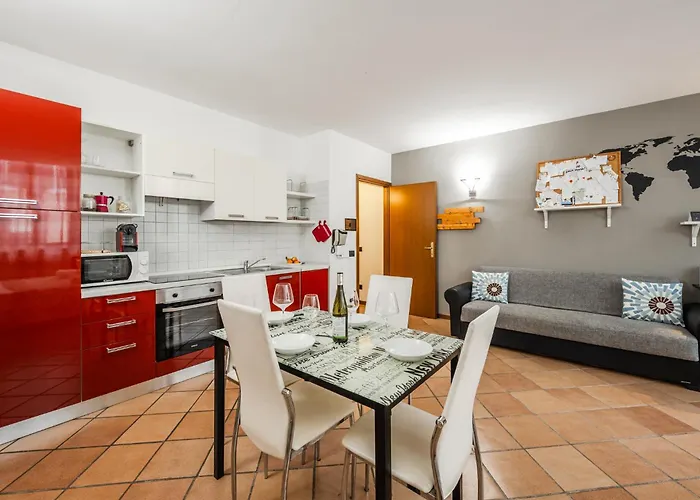 Riverwalk Al Castello Up To 3 People アパート