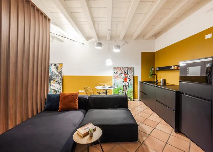 Riverwalk Al Castello Up To 3 People 아파트