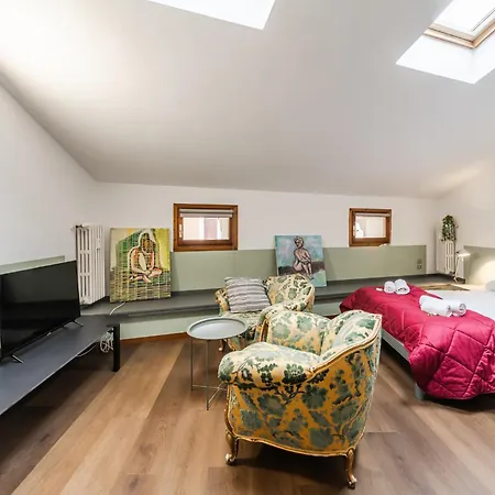 Apartment Riverwalk Al Castello Indipendent Verona
