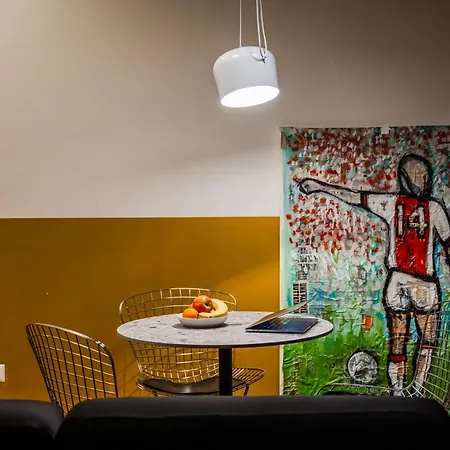 Riverwalk Al Castello Indipendent Apartment Verona